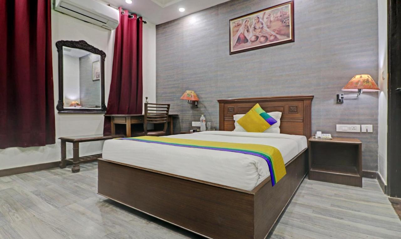 Itsy Hotels Hamlets Stay Noida Exterior photo