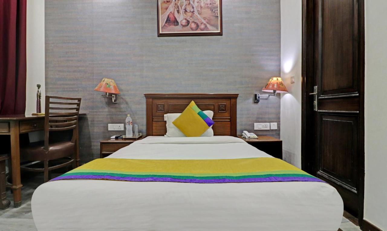 Itsy Hotels Hamlets Stay Noida Exterior photo