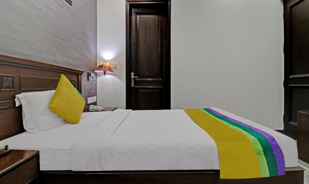 Itsy Hotels Hamlets Stay Noida Exterior photo