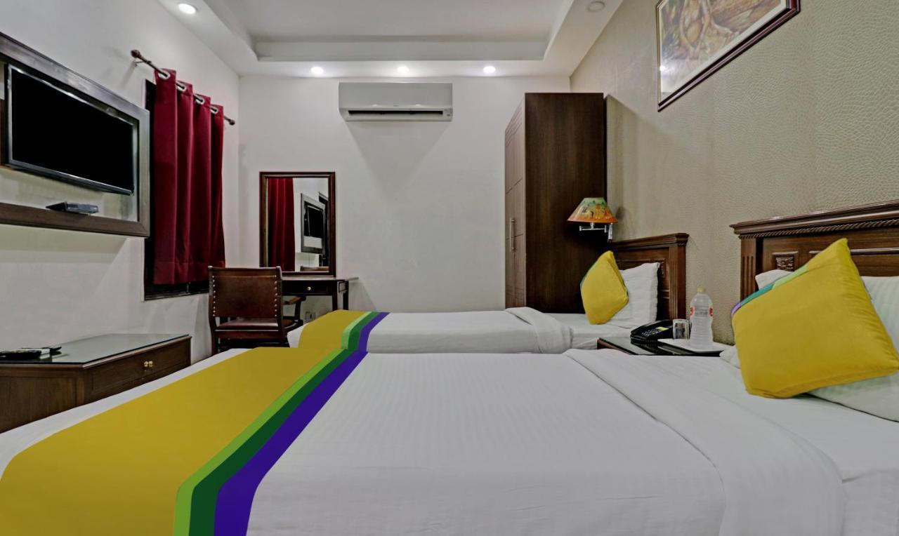 Itsy Hotels Hamlets Stay Noida Exterior photo