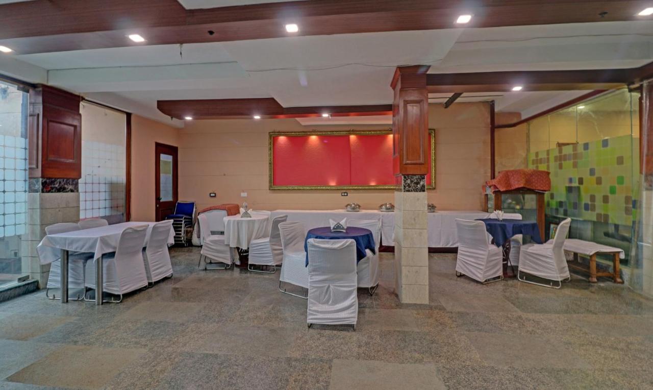 Itsy Hotels Hamlets Stay Noida Exterior photo