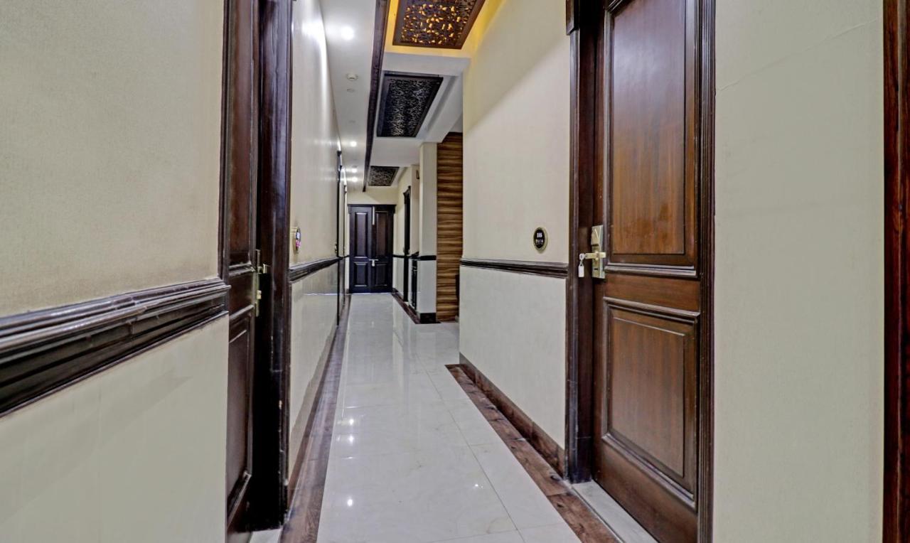 Itsy Hotels Hamlets Stay Noida Exterior photo